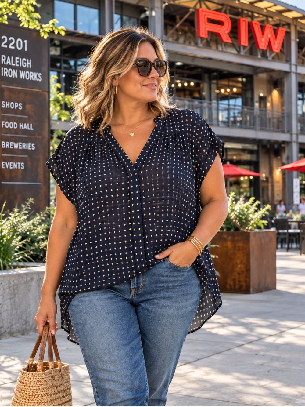 Forever 21+ Navy Blue Geometric Diamond Print V-Neck High-Low Blouse 2X
